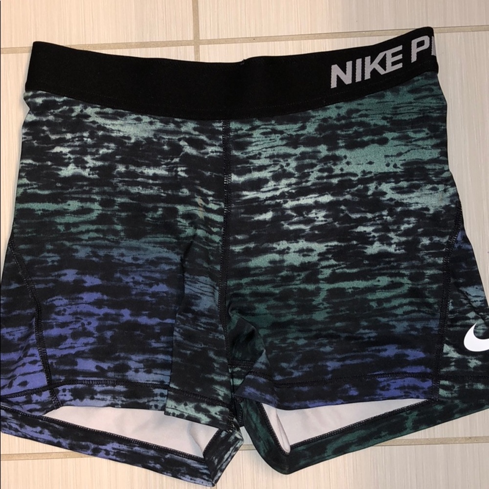 Nike Pro multicolor spandex